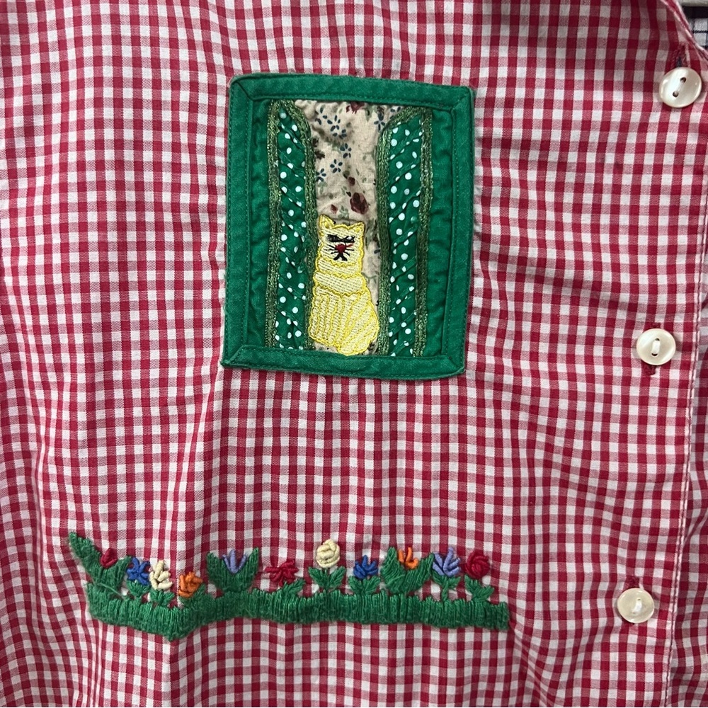 VTG 90s Casey Max Gingham Plaid Embroidered Cat Garden Shirt Red Windows Medium - Picture 5 of 9